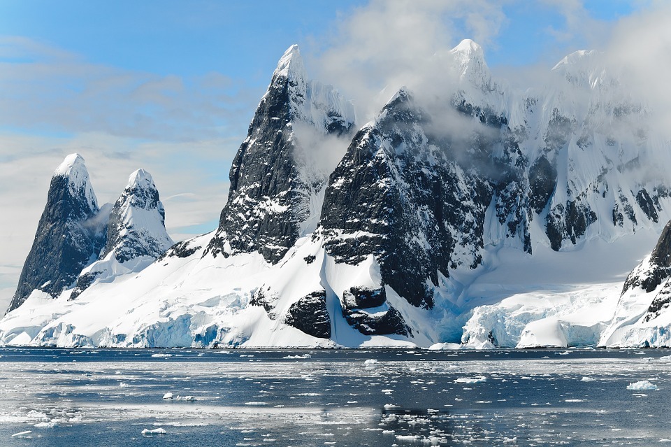 mountains-482689_960_720
