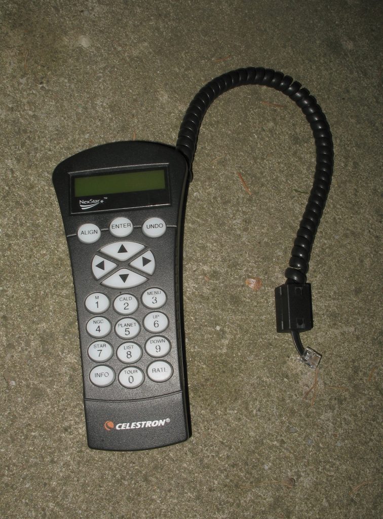 the hand controller used to control the GoTo mount