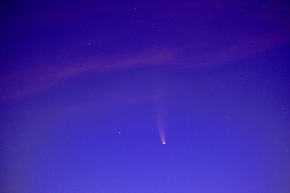 A comet.