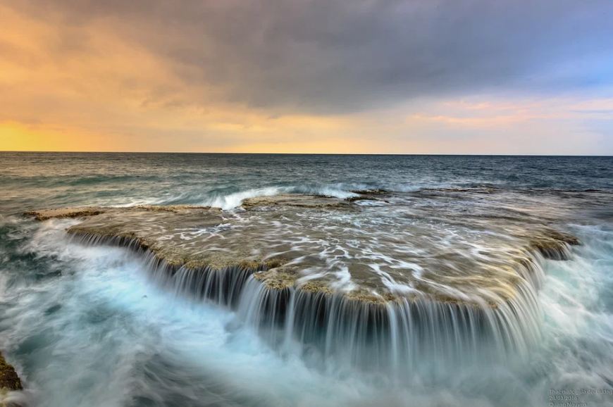 ocean and a reef
