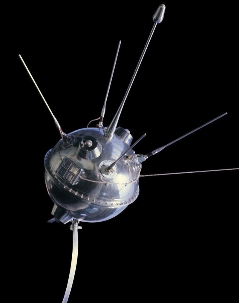 replica of Luna 1 exhibited in the "Kosmos" pavilion