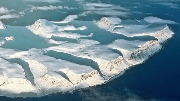 Antarctica Holds Most of The World’s Fresh Water