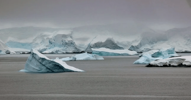 Antarctica Peninsula, Warms Up Rapidly