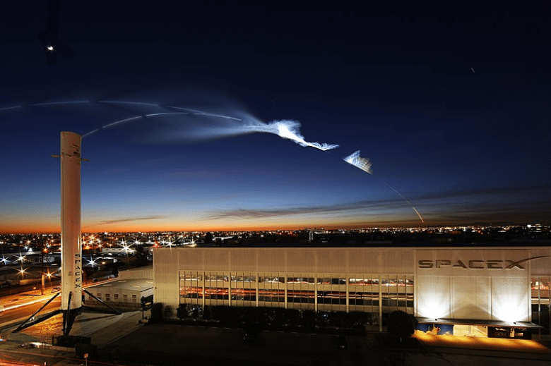 Image of SpaceX headquarters near the launch of Falcon 9. 