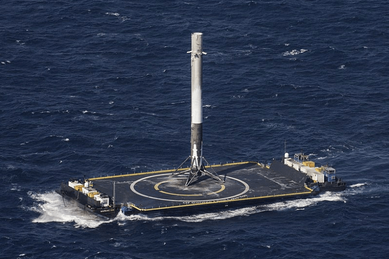 Picture of Falcon 9 landing.
