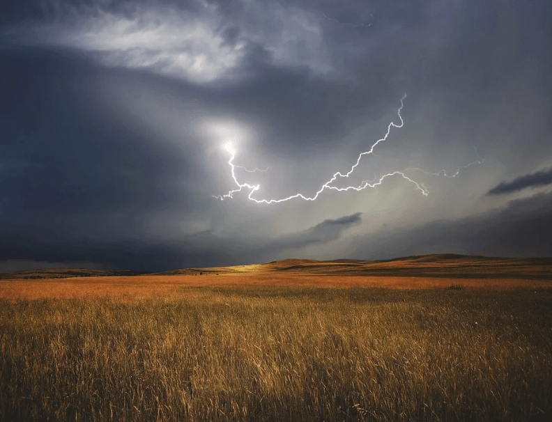 dark sky, lightning, storm clouds, field