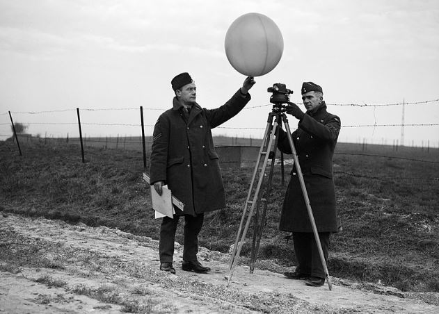 RAF Corporals preparing to launch a weather balloon
