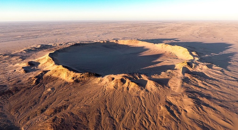 Panoramic view of Tenoumer Crater 